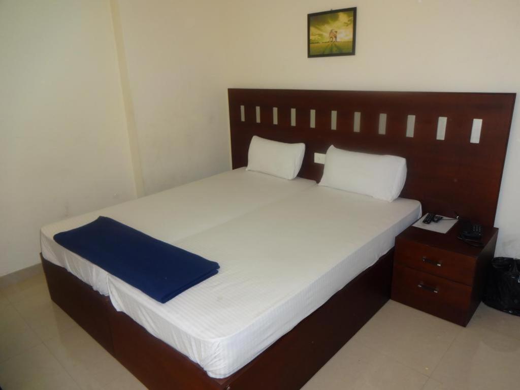 Metro Kochin Business Hotel Exteriér fotografie