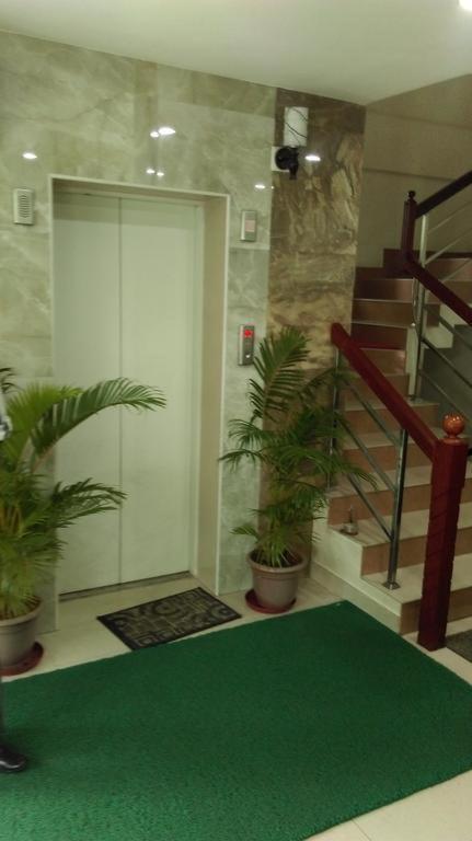 Metro Kochin Business Hotel Exteriér fotografie